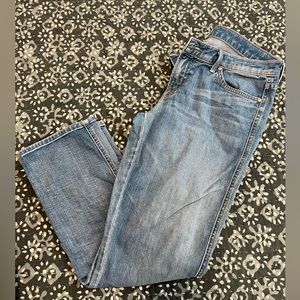 Mothers low rise jeans size 28